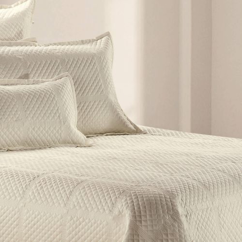 Crista Coverlet Cream